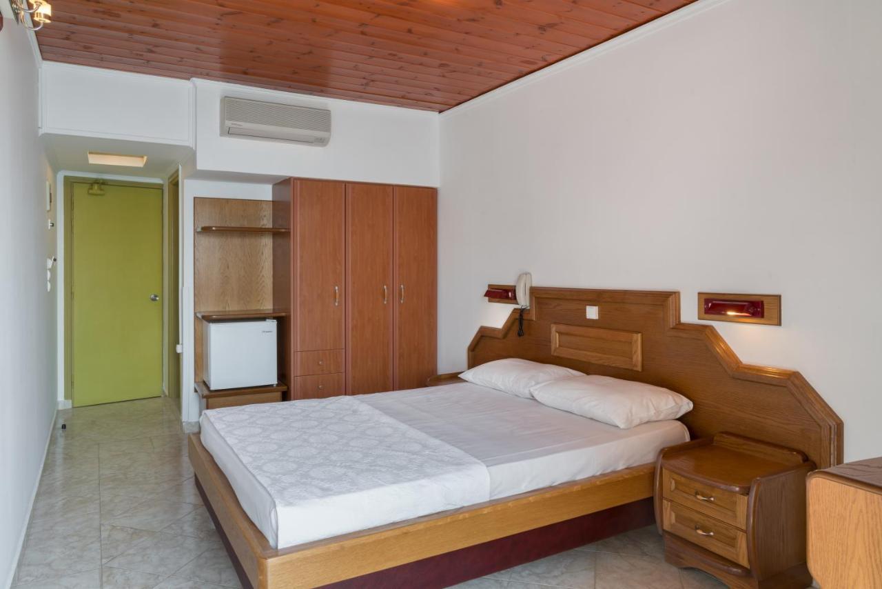 Binji Hotel Epidaurus Eksteriør bilde