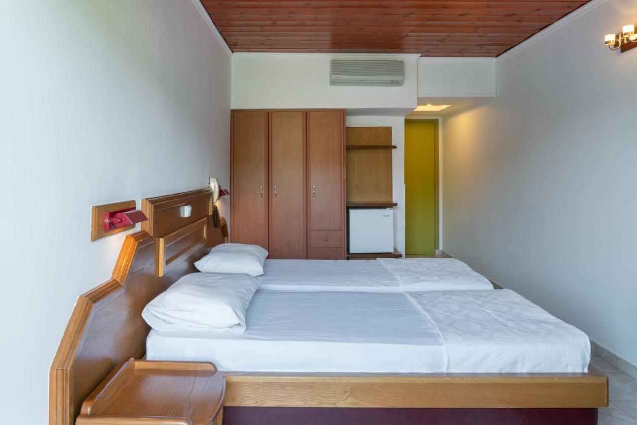 Binji Hotel Epidaurus Eksteriør bilde