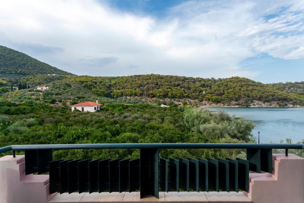 Binji Hotel Epidaurus Eksteriør bilde