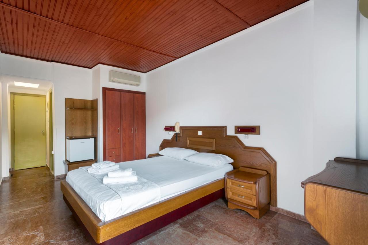 Binji Hotel Epidaurus Eksteriør bilde